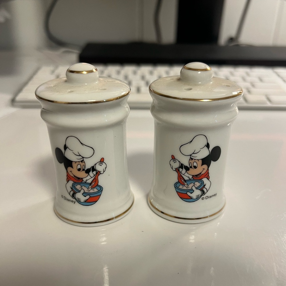 Chef Mickey Salt & Pepper Shakers - Disney, Mickey Mouse